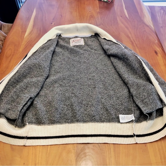 Vintage Peak Performance 100% Lambswool Oversized V Neck Knit Sweater Cardigan. - Picture 6 of 16